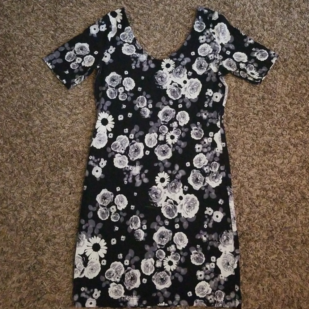H&M floral bodycon dress